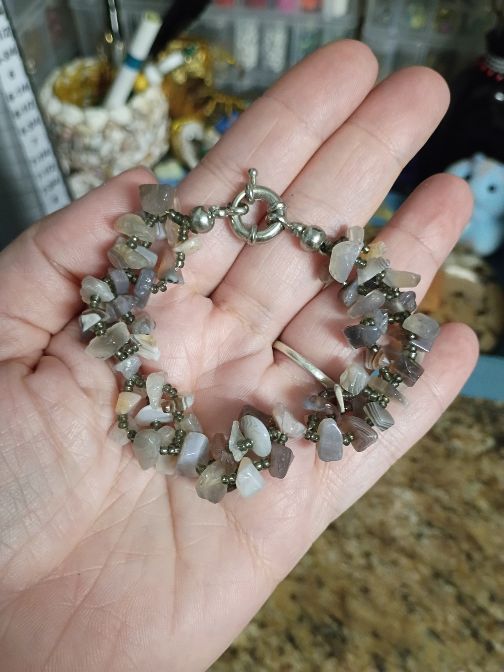 Earth Sanctuary: Handcrafted BotsNatural Agate Chip Bracelet in Mixed Gray Tones